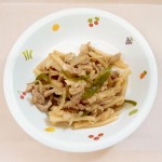 写真　野菜たっぷりチンジャオロース